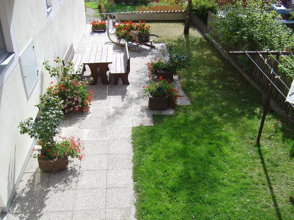 Pension Villa Claudia Augusta Resia Exterior photo