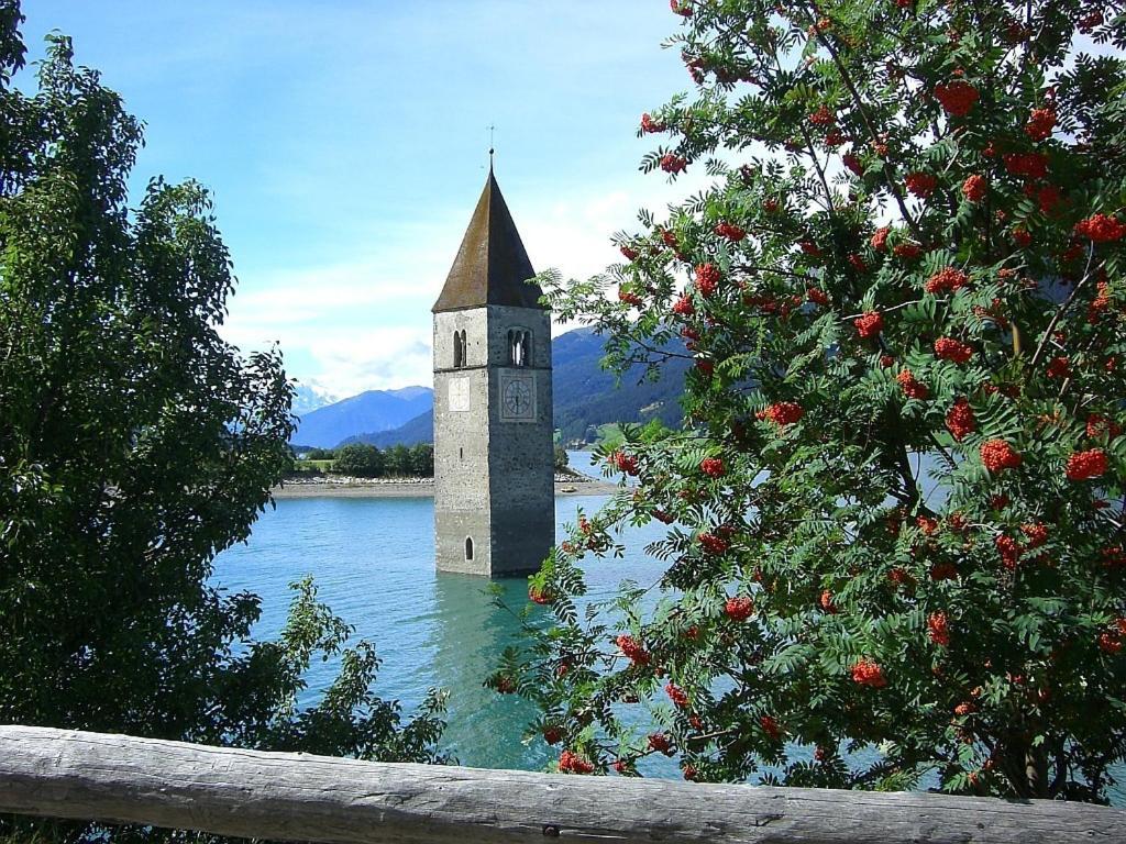 Pension Villa Claudia Augusta Resia Exterior photo